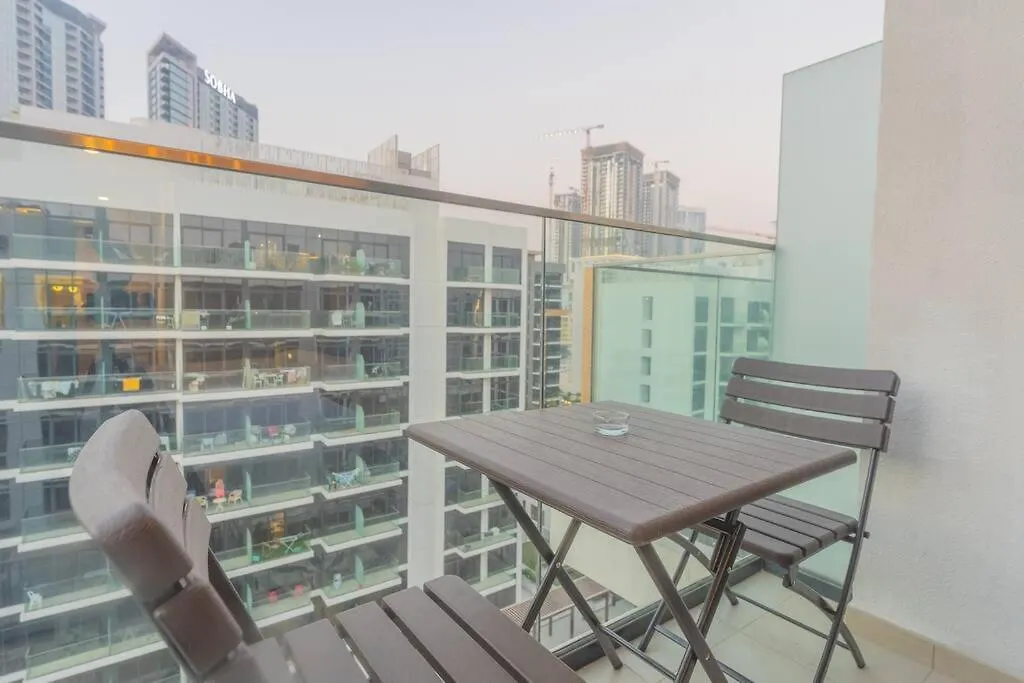 Cozy Studio Retreat With Balcony In Meydan City Dubai 0*,