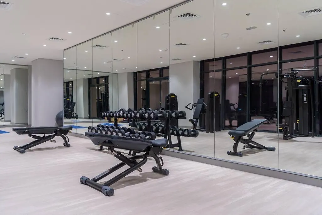 Cozy Studio Retreat With Balcony In Meydan City ドバイ